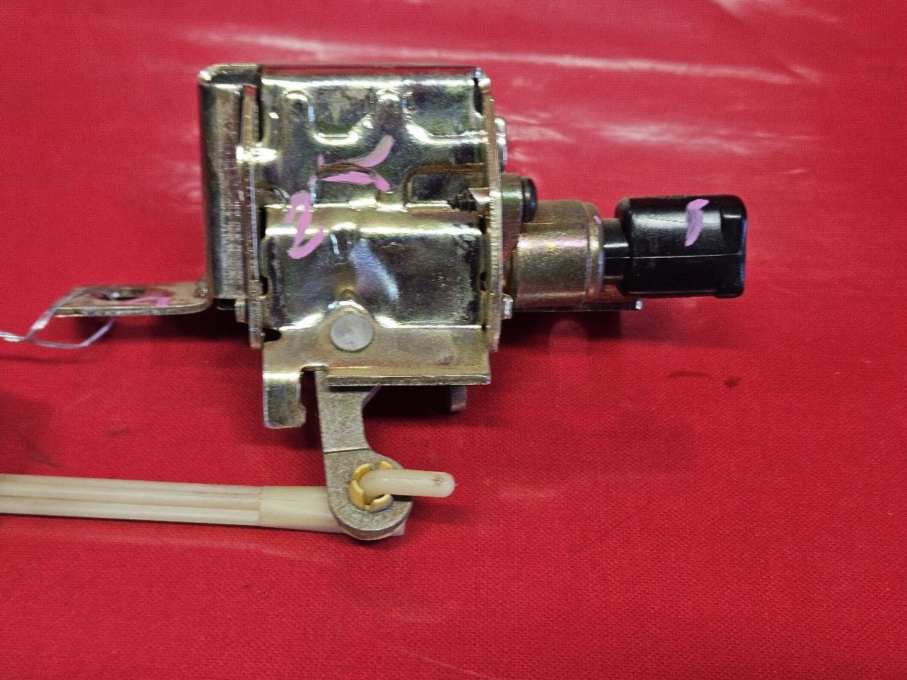 1996-2005 Taurus / Sable Station WAGON Hatch Liftgate GLASS Latch Lock Actuator