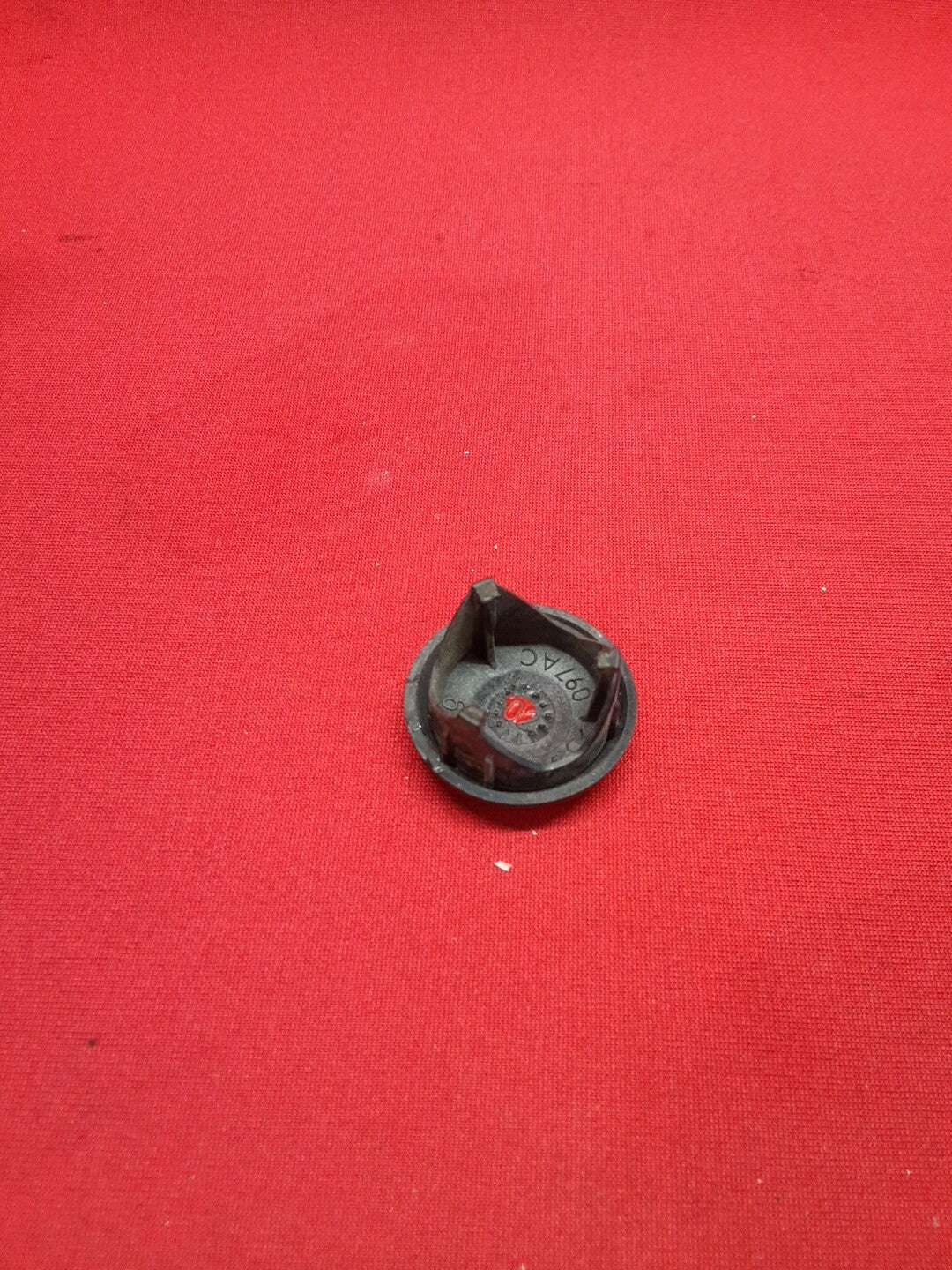 2004 Range Rover HSE Rear Wiper Blade Cap Black