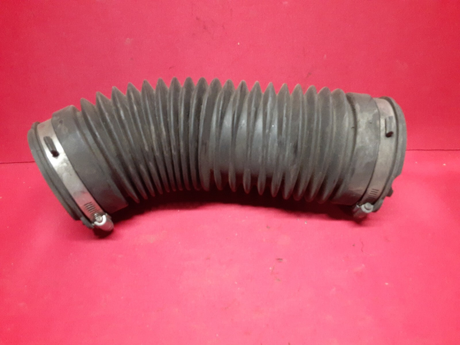 2005 - 2010 Jeep Grand Cherokee 06-10 Commander V6 Air Intake Tube 53013522AC