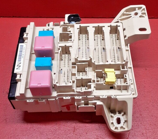 2007-2009 Toyota Camry 2.4L Instrument Panel Fuse Box Block Assembly 82730-06502