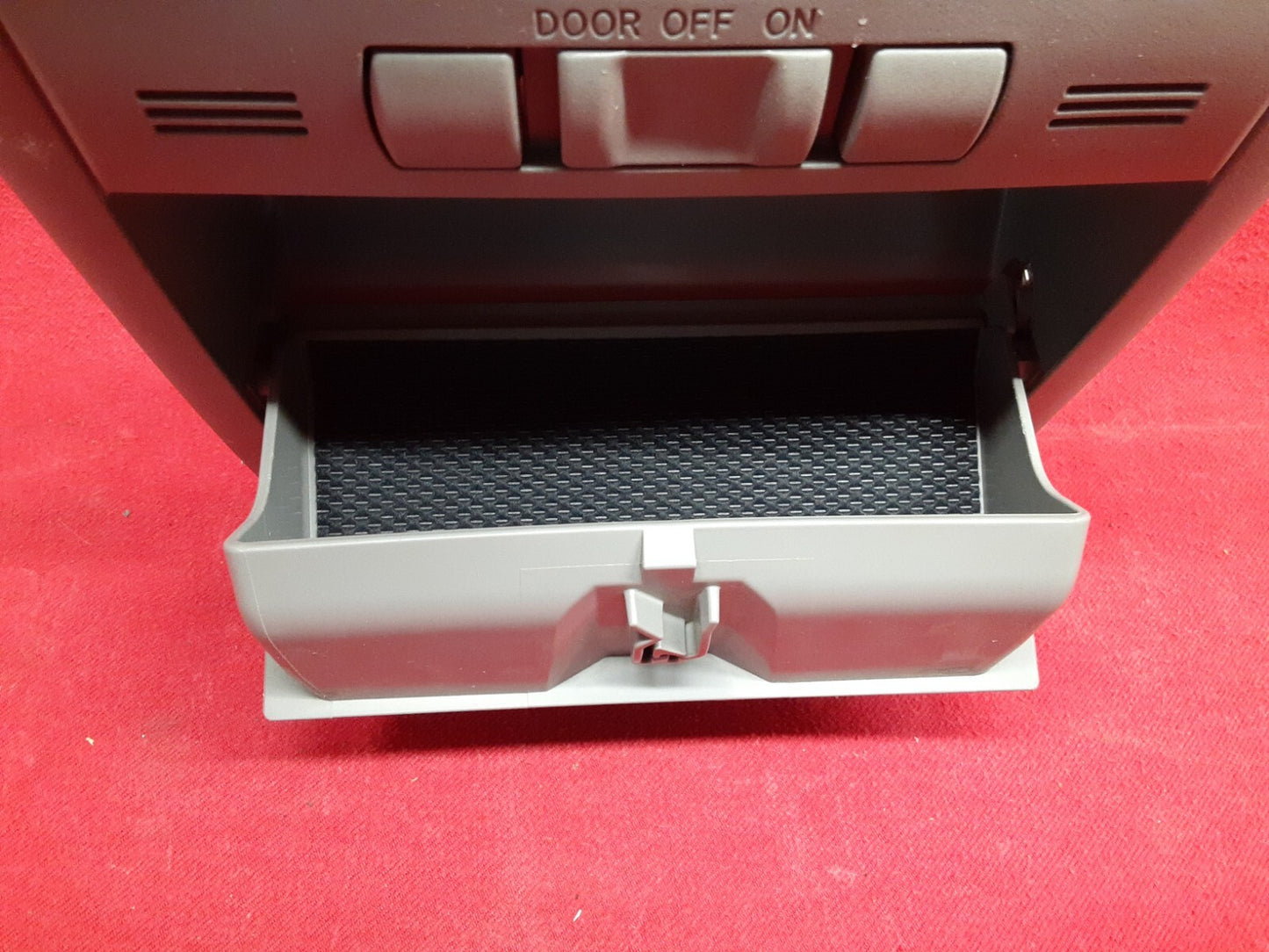 2004 - 2009 Toyota Prius Dome Map Light Overhead Sunglass Console Cubby Greige