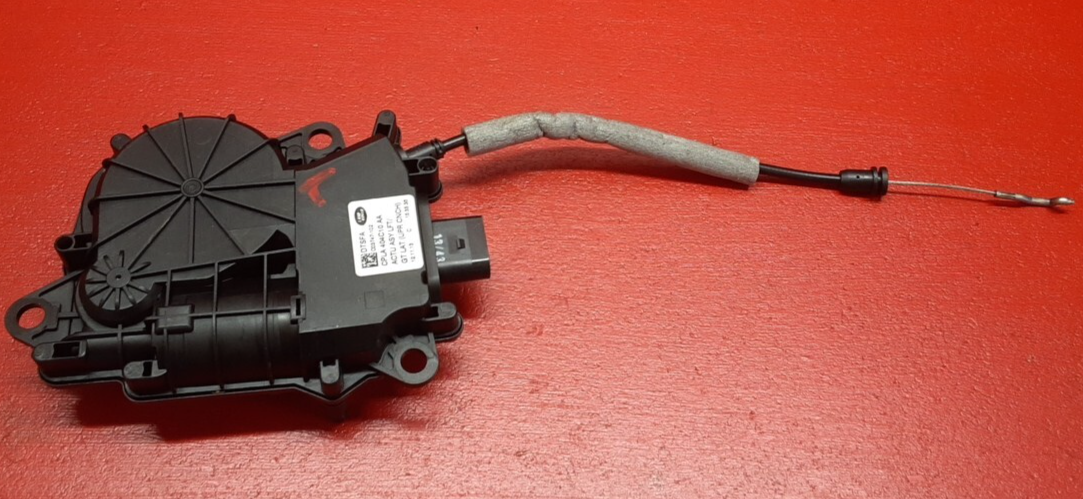 2013-2023 Range Rover liftgate Latch Lock Actuator CPLA-404C10-AA