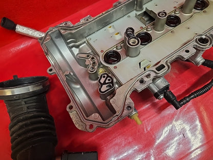 2013 - 2023 GMC Chevy Buick Cadillac L4 Camshaft Rocker Valve Cover 25201395