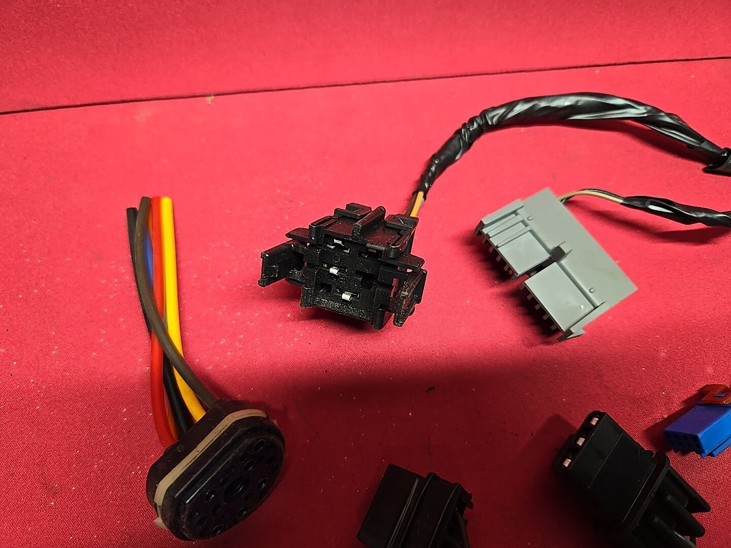1999 - 2005 Chevrolet GMC Oldsmobile HVAC Climate Control Unit w/ A/C - PIGTAILS