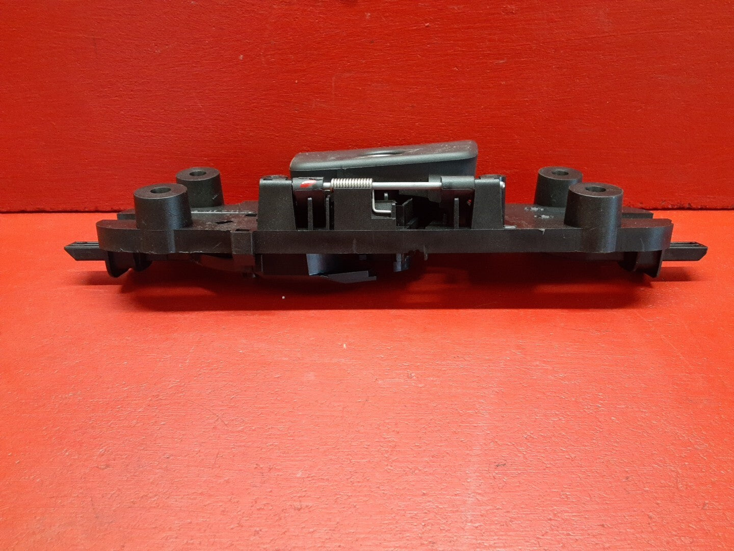 2007 Volvo V50 Glove Box Storage Container Lock Assembly