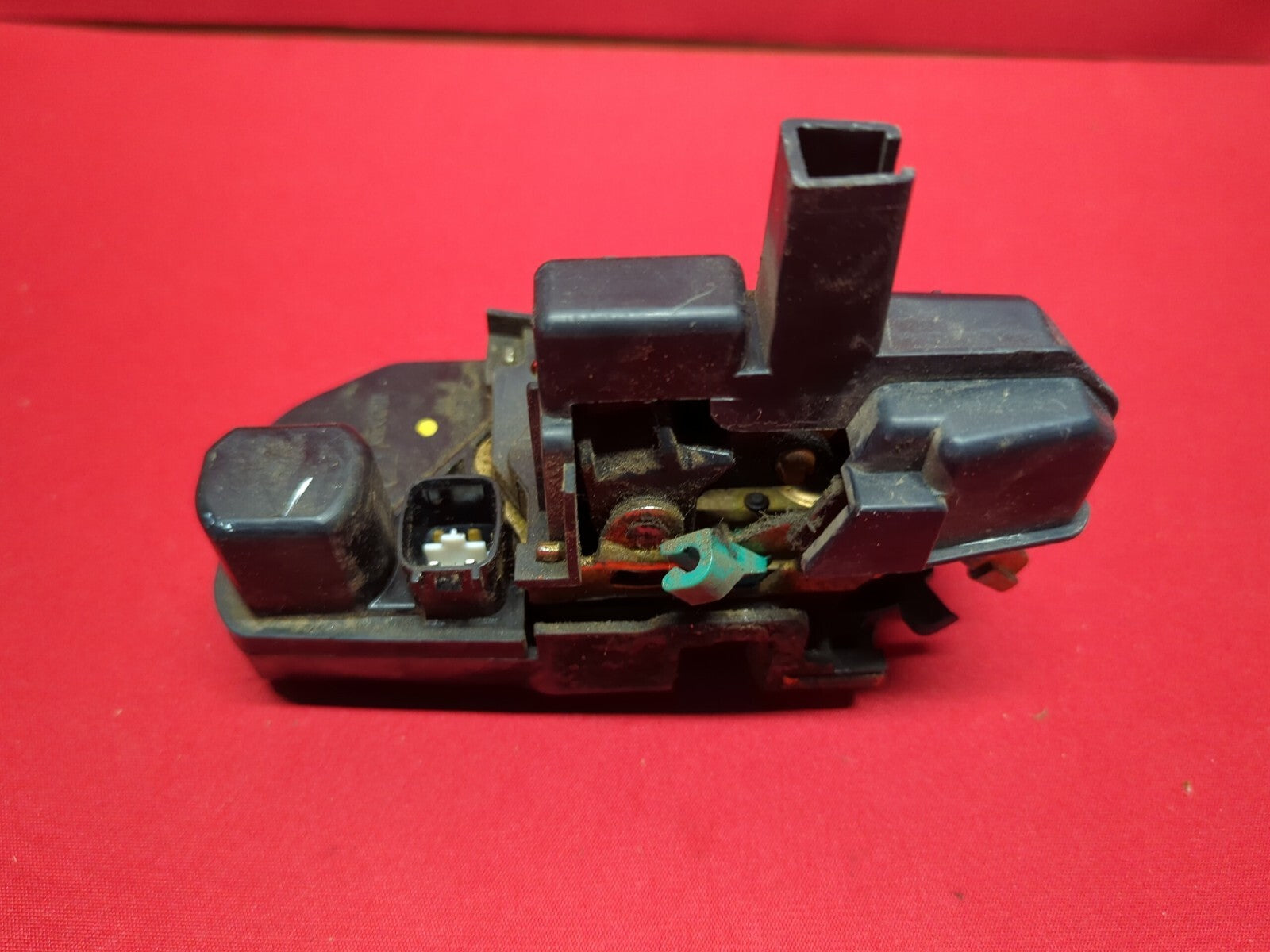 1999 - 2004 Jeep Grand Cherokee Front Left Door Lock Actuator - 55136347AB
