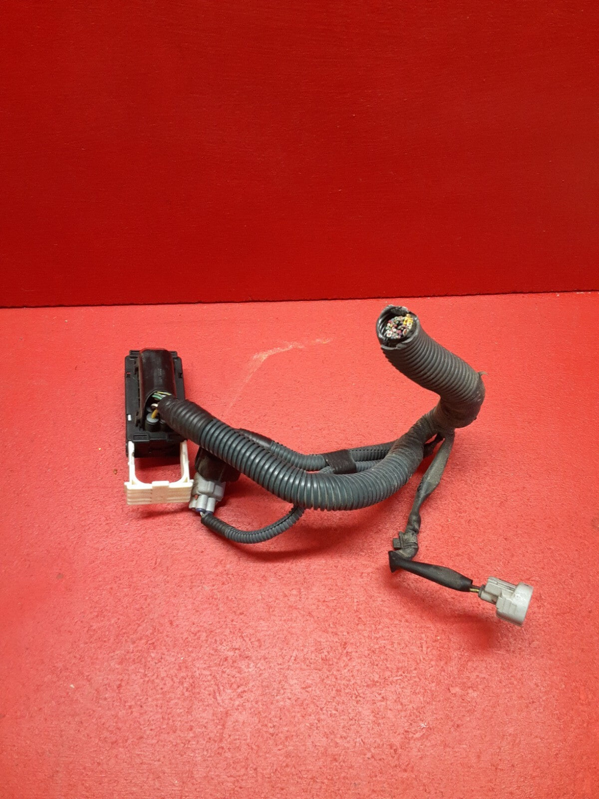 2003-2005 Toyota 4Runner ABS Anti-Lock Brake Cylinder Booster PIGTAIL 4707030060