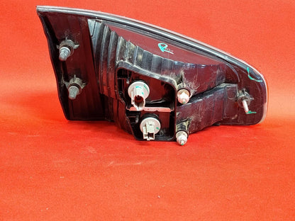 2008-2014 Subaru Tribeca RIGHT PASSENGER INNER Liftgate Hatch Tail Light Lamp