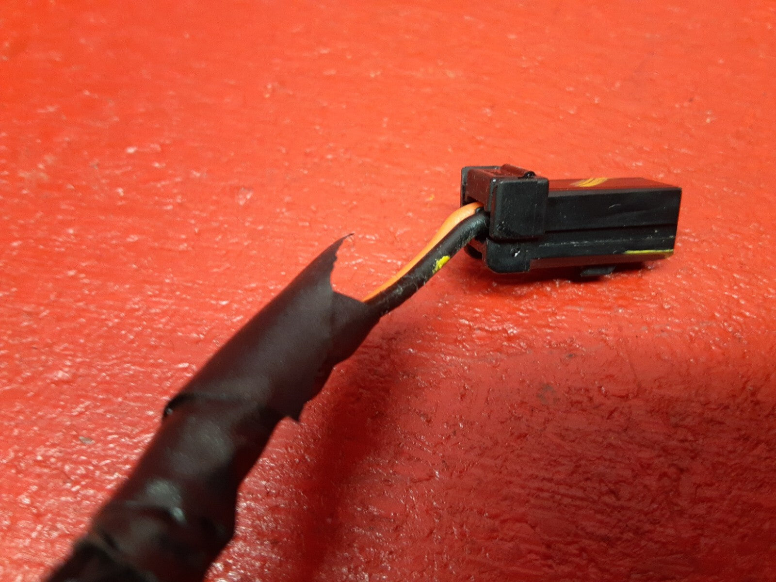 2001 - 2003 Dodge Durango LOWER Center Dash Ash Tray Power Outlet PIGTAILS ONLY