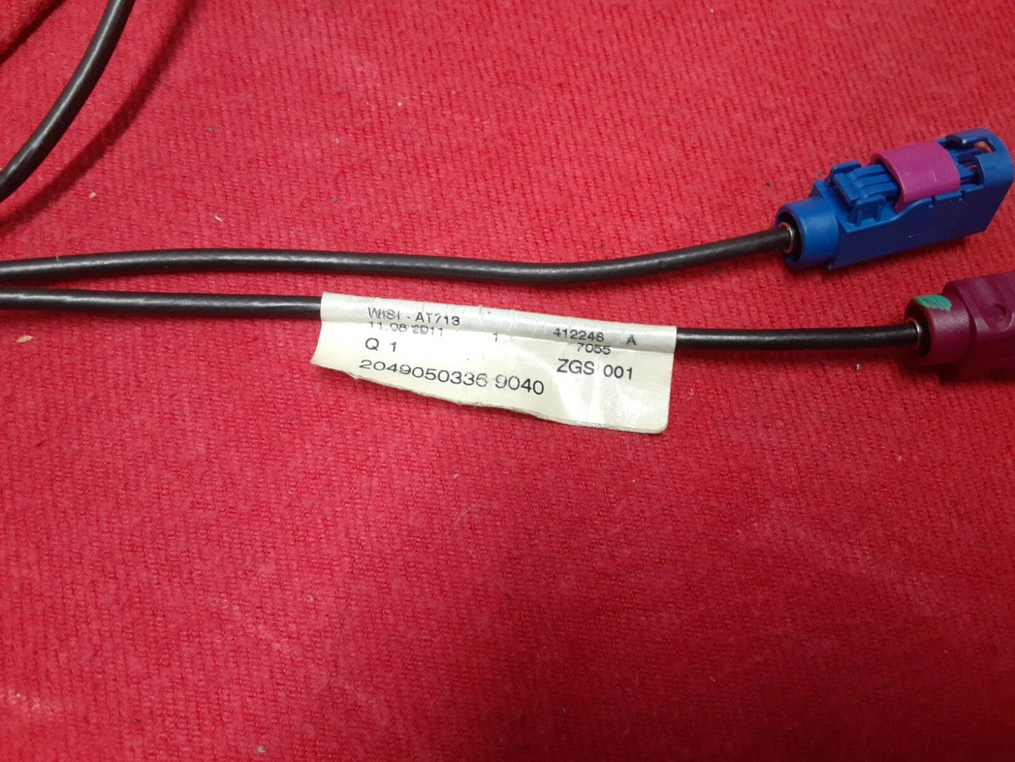 2012 Mercedes C300 C-Class Shark Fin Roof Antenna Black Painted TWO-WIRE MODEL
