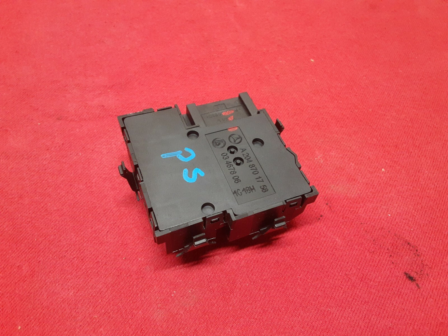 2012 Mercedes C-Class RIGHT PASSENGER Seat Tilt Forward Back Switch 2048701758