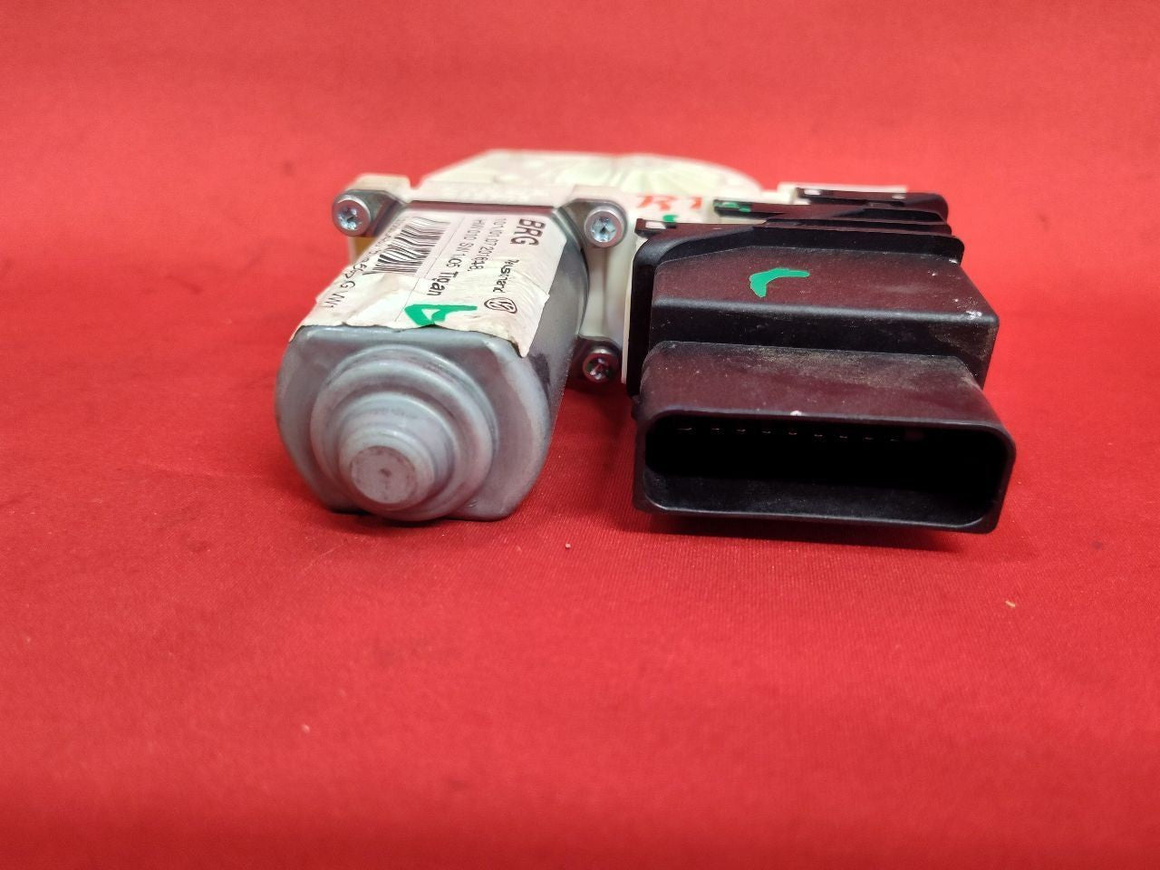2012-2018 VW Volkswagen Tiguan REAR RIGHT PASSENGER Door Power Window Motor