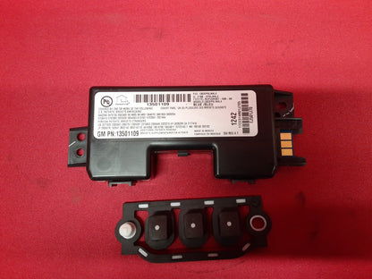 2010 - 2016 Buick Chevy Roof Console Map Light Garage Opener Module 13501109