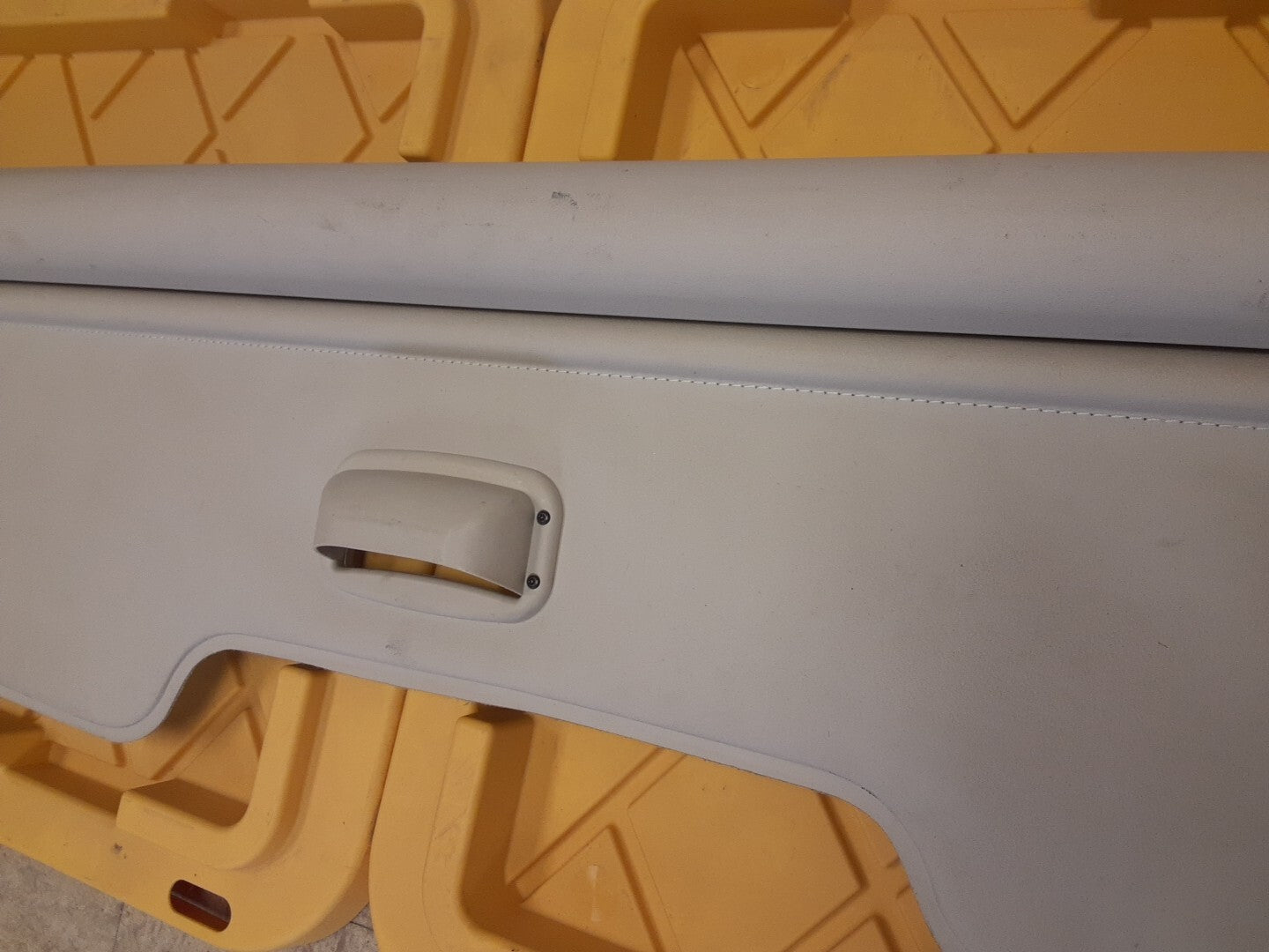 2010 Land Rover Range Rover Sport Trunk Cargo Upper Retractable Cover Ivory