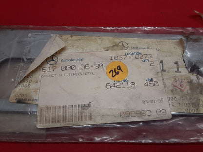 BRAND NEW OEM Mercedes-Benz Turbocharger Mounting Gasket Kit 6170900680