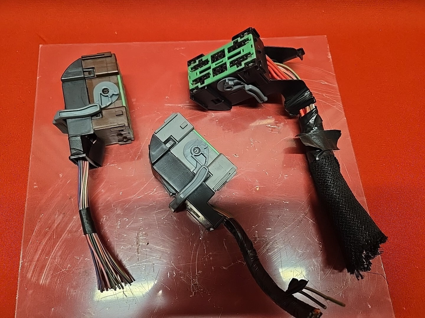 2008 Jeep Commander Grand Cherokee Interior Fuse Box Junction Block - PIGTAILS
