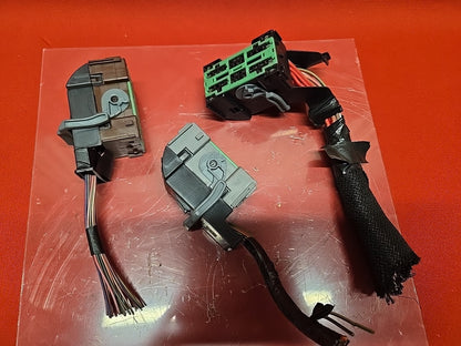 2008 Jeep Commander Grand Cherokee Interior Fuse Box Junction Block - PIGTAILS