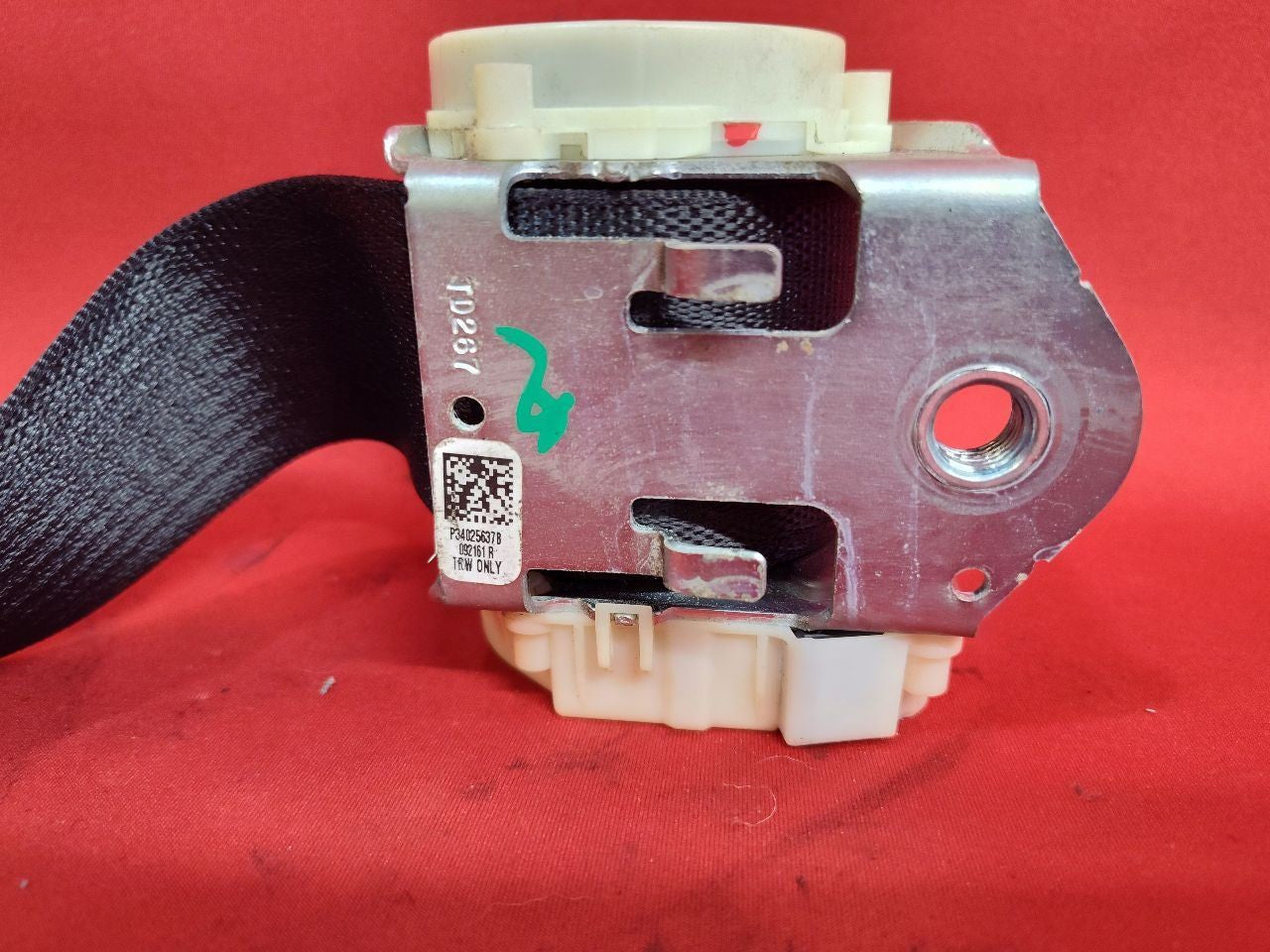 2013-2019 Dodge Ram REAR 2nd Row Left -or- Right Outer Seat Belt Retractor