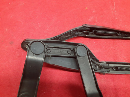2009 2010 2011 2012 2013 Mercedes C-Class Windshield Wiper Set Right & Left