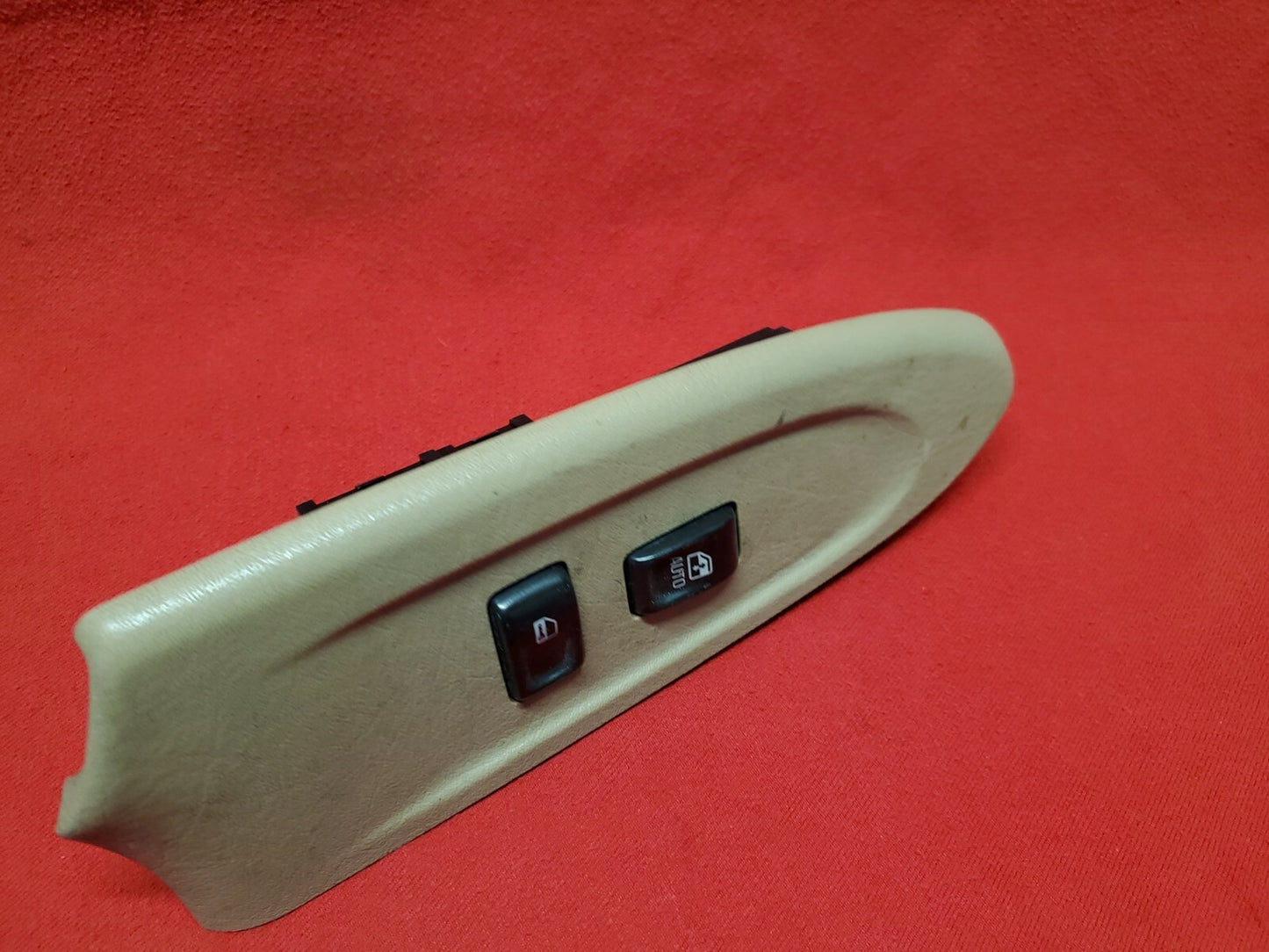 2005 2003 2004 2005 Chevrolet Chevy Trailblazer RIGHT FRONT Window Switch