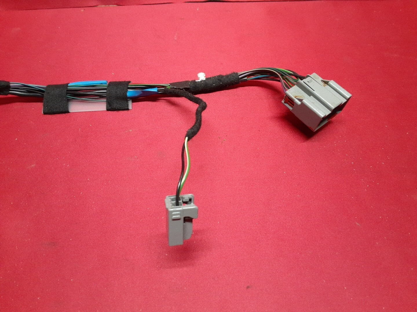 2010 - 2013 Land Range Rover Sport Center Console w/ Cooler WIRING HARNESS ONLY