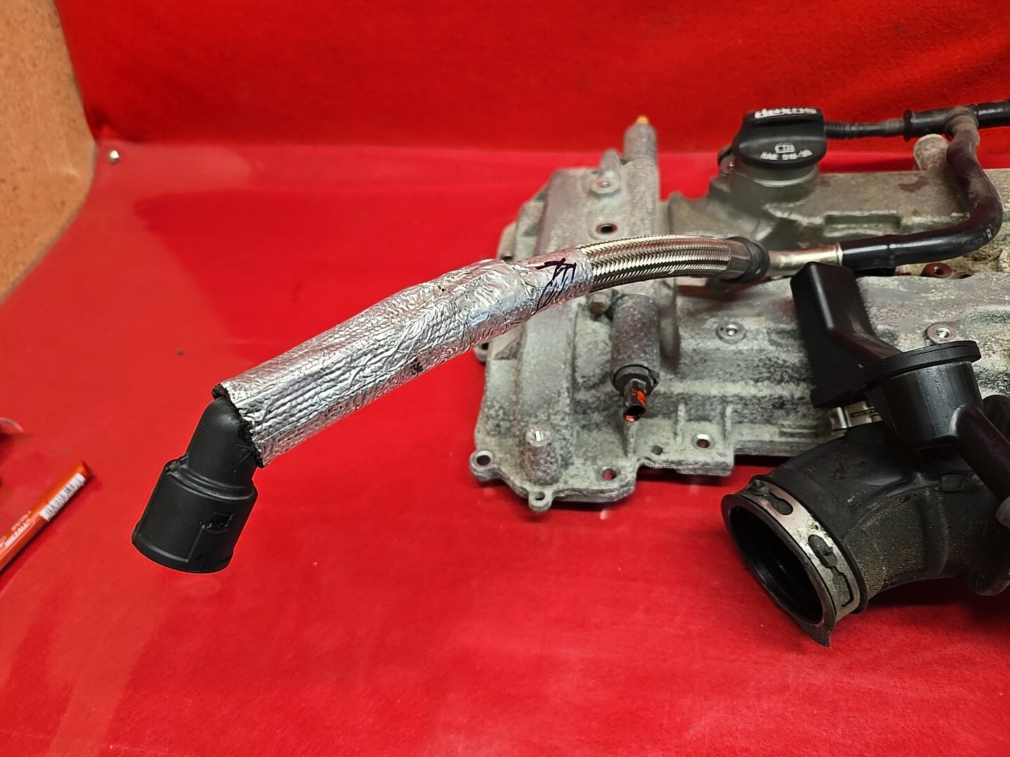 2013 - 2023 GMC Chevy Buick Cadillac L4 Camshaft Rocker Valve Cover 25201395
