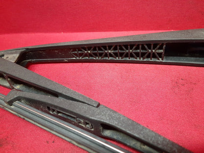 2003 - 2008 Honda Pilot REAR BACK TAILGATE TRUNK GLASS Windshield Wiper Arm