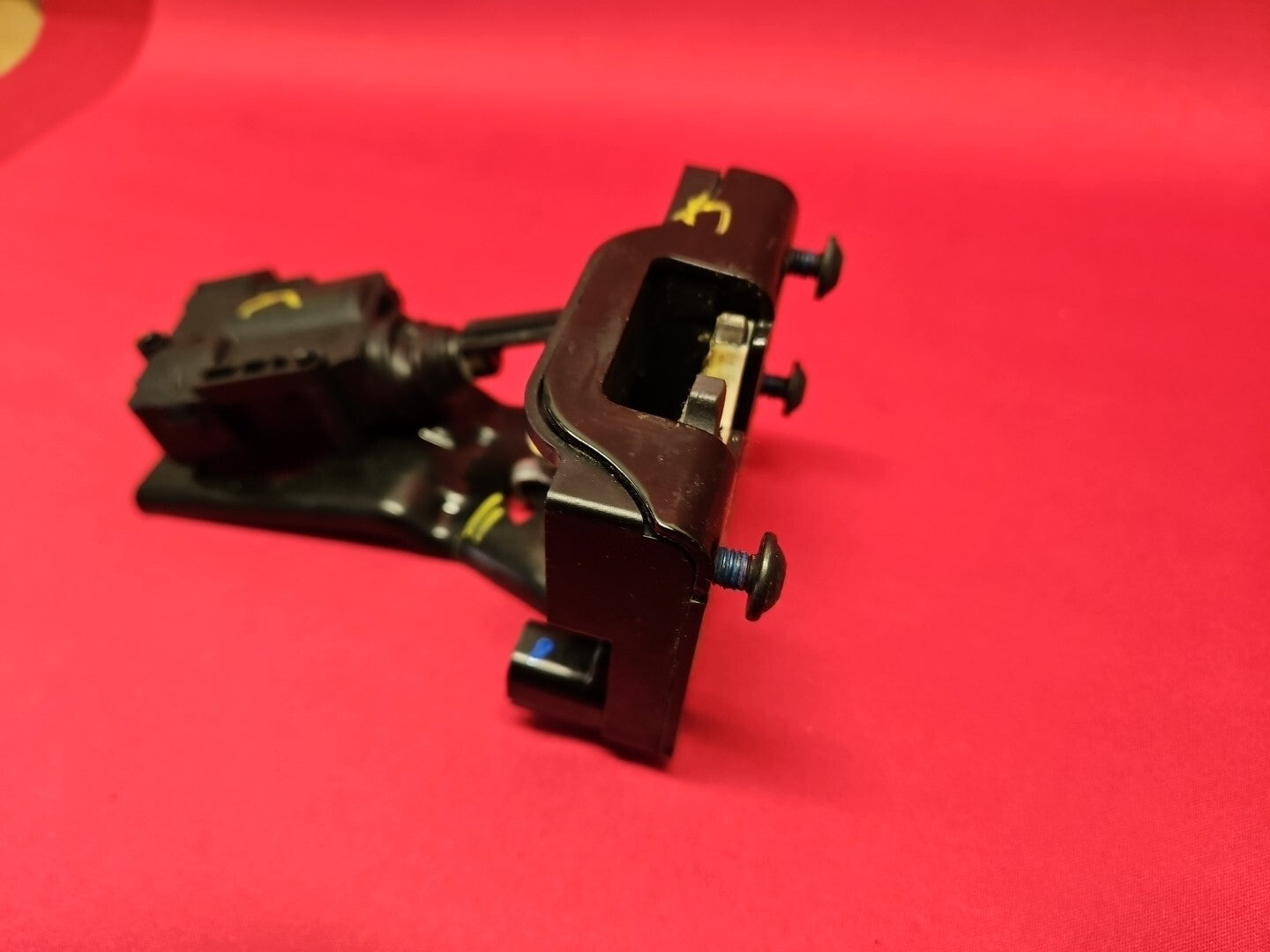 2008- 2012 Ford Escape Mariner Tailgate Liftgate Latch Lock 9L8Z-7843150-B