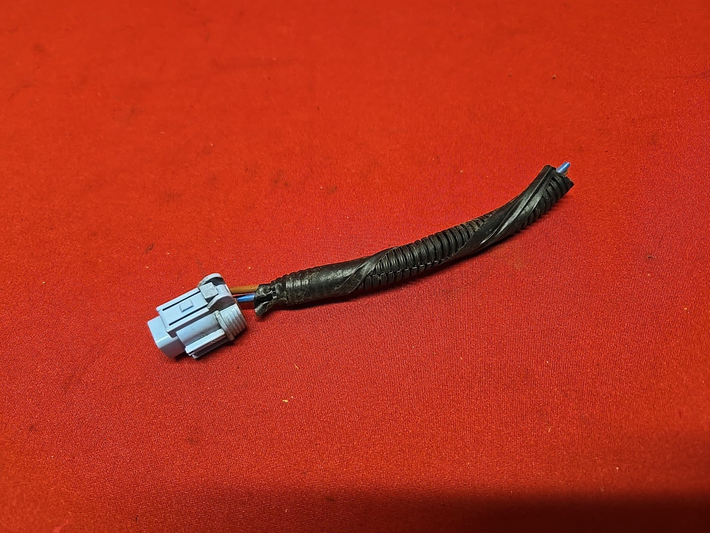 2002-2004 Nissan Xterra Frontier FRONT LEFT DRIVER Door Latch Actuator - PIGTAIL