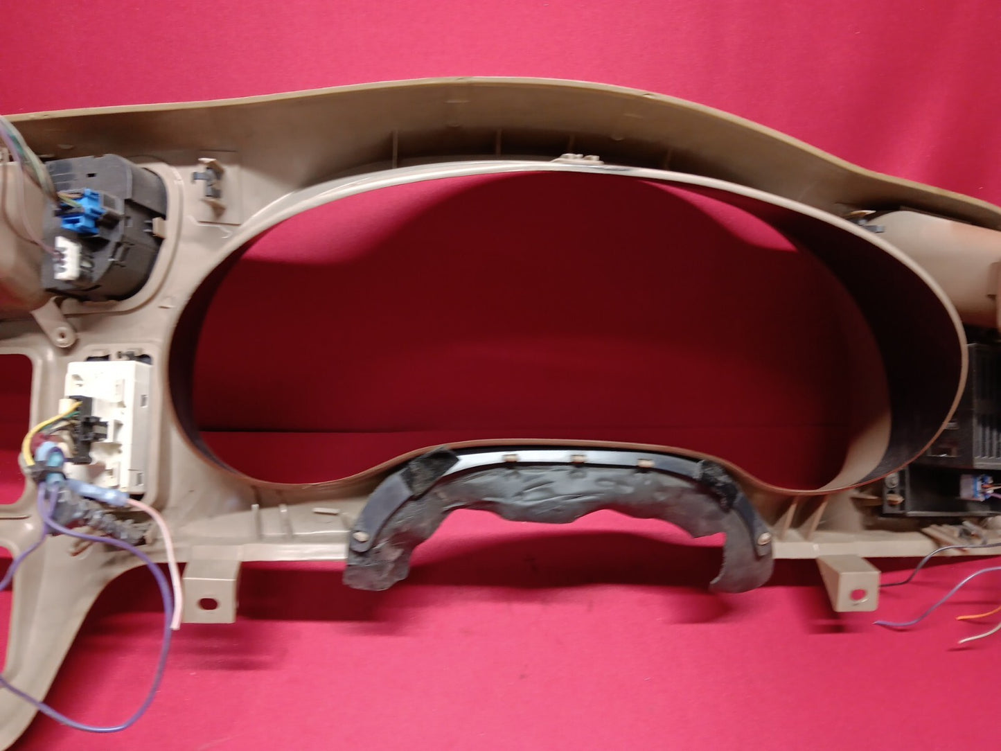 1998 - 2004 Blazer Jimmy Sonoma S-10 - Cluster Dash Bezel W/ Vents and Switches