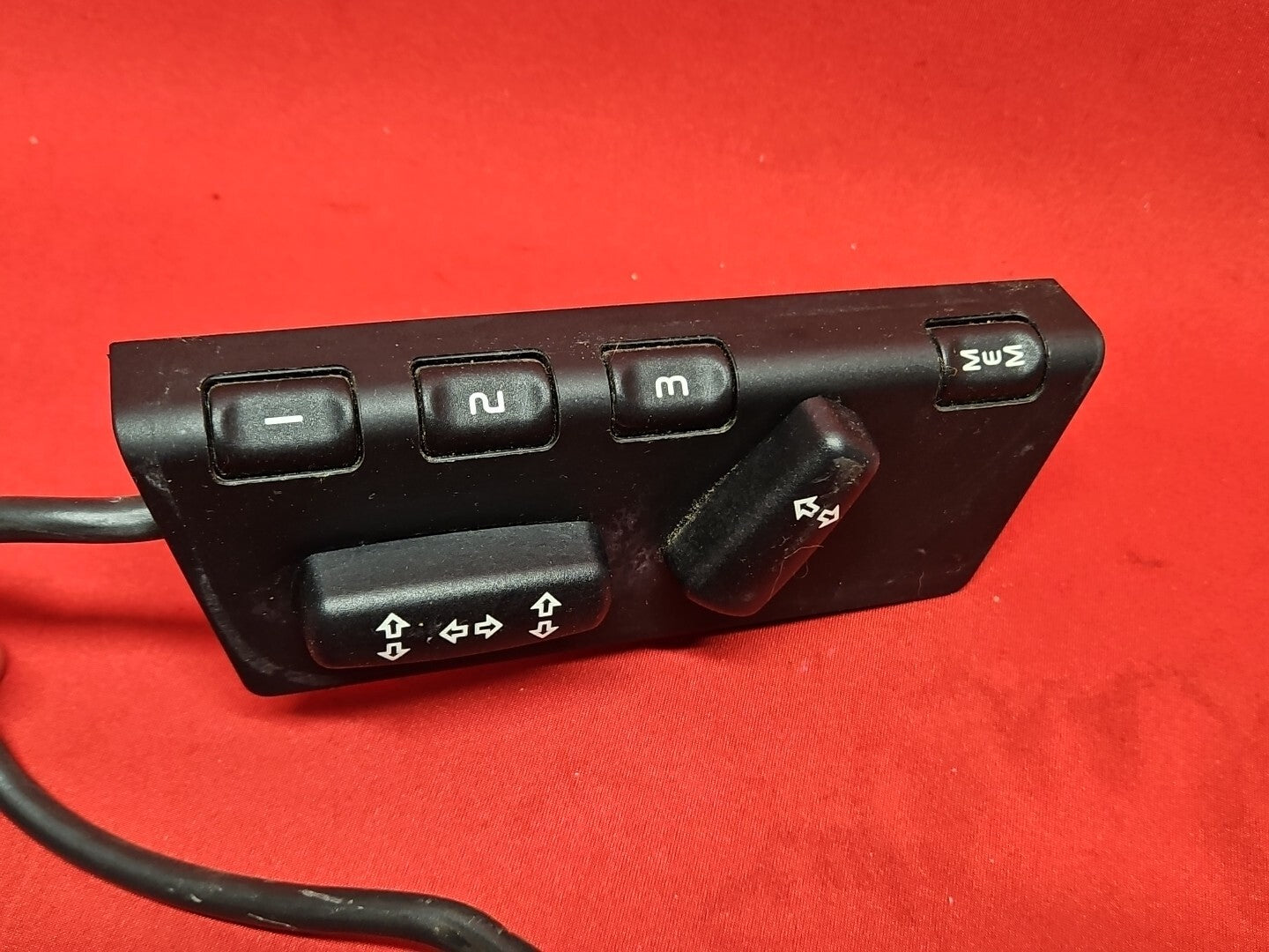 05 - 09 Land Rover Range Rover Sport / LR3 Front Left Driver Power Seat Switch