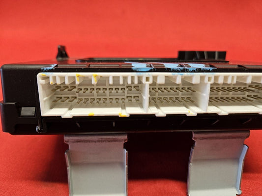 2015 2016 Hyundai Sonata Body Control Module BCM BCU  95400-C2210