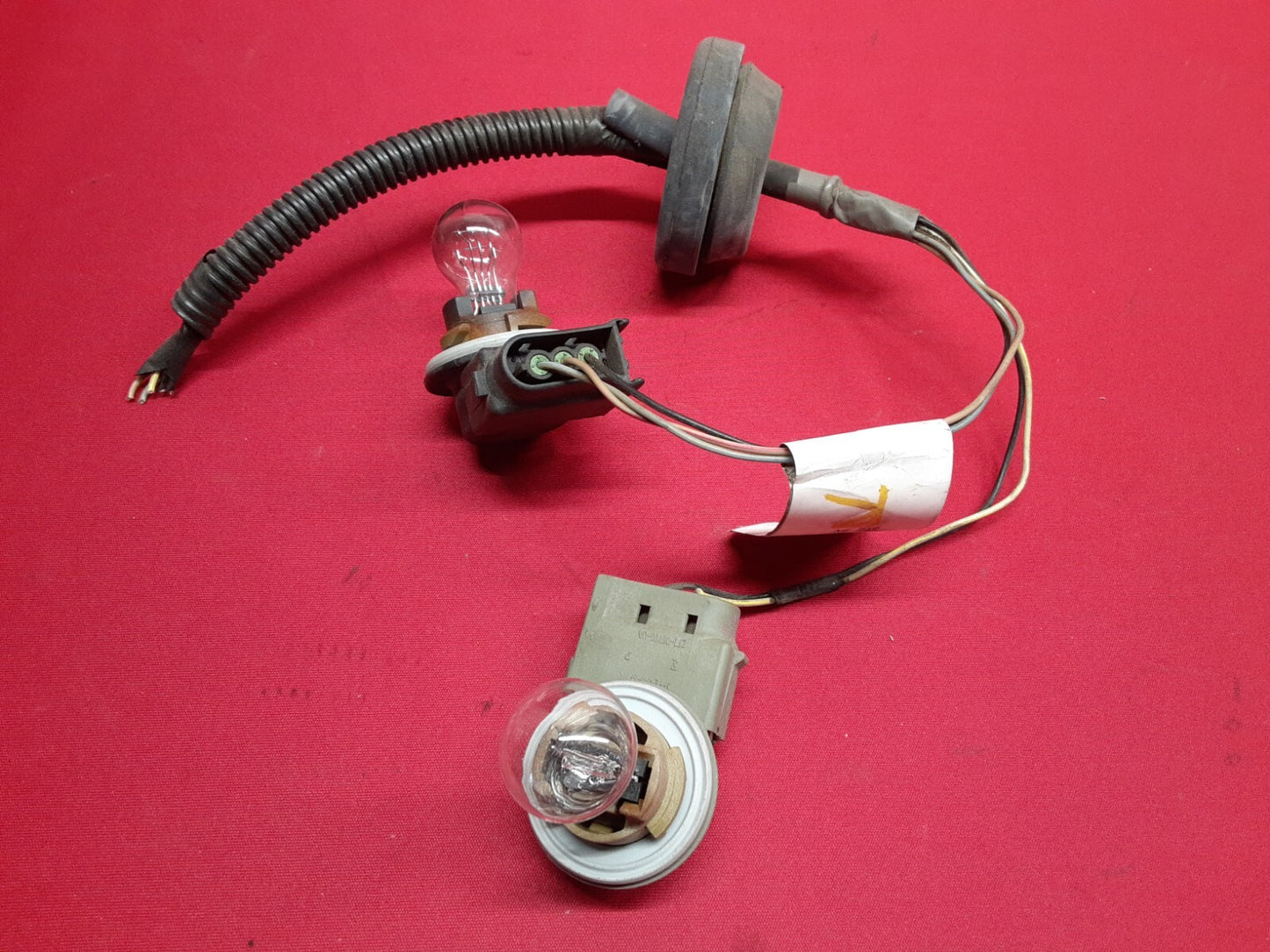 2004 2005 2006 2007 Ford Freestar - Tail Light Harness / Pigtails / Wiring RIGHT