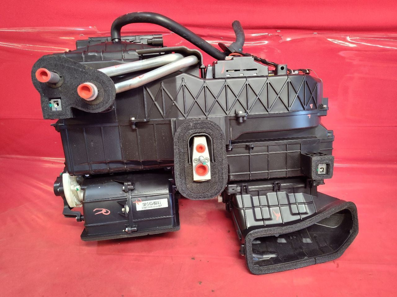 2015 Chevy Spark Electric EV HVAC Heater Box Blower Housing Unit 94524457 - 69k