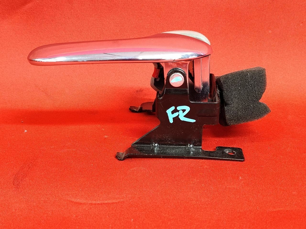 1995-1999 Oldsmobile Aurora RIGHT PASSENGER Front -or- Rear Interior Door Handle