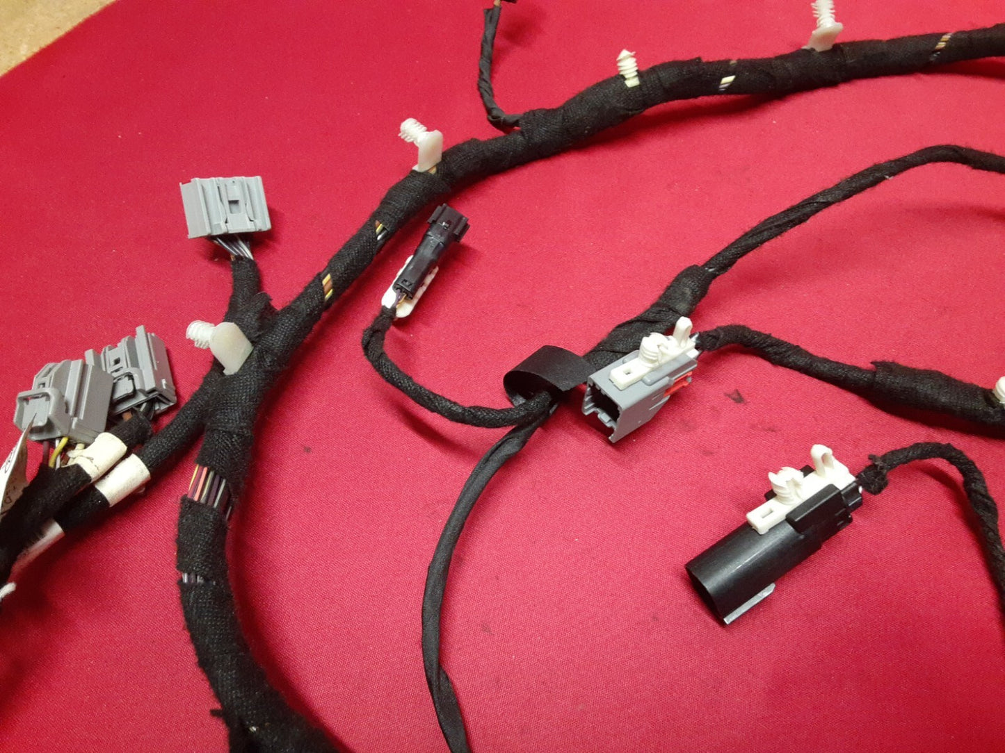 2010 - 2019 Lincoln MKT  Rear Hatch Liftgate Wiring Harness   DE9T-14-A583-AC
