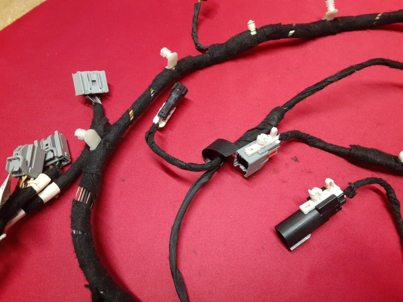 2010 - 2019 Lincoln MKT  Rear Hatch Liftgate Wiring Harness   DE9T-14-A583-AC