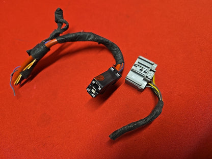 2012-2022 Land Rover Interior Cabin Luggage Compartment Fuse Box - PIGTAILS ONLY