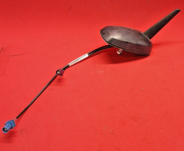 2005-2010 GM Chevrolet Pontiac Buick Cadillac Radio Navigation Antenna 20853730