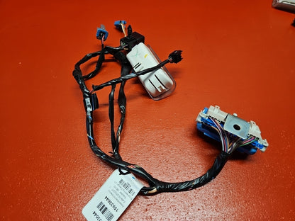 2008 - 2011 Cadillac DTS REAR Left -or- Right Door Wiring Harness & Lamp (Qty:1)