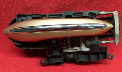 2010 - 2017 BMW 5 Series GT FRONT RIGHT PASSENGER Door Handle A84 Milano Beige