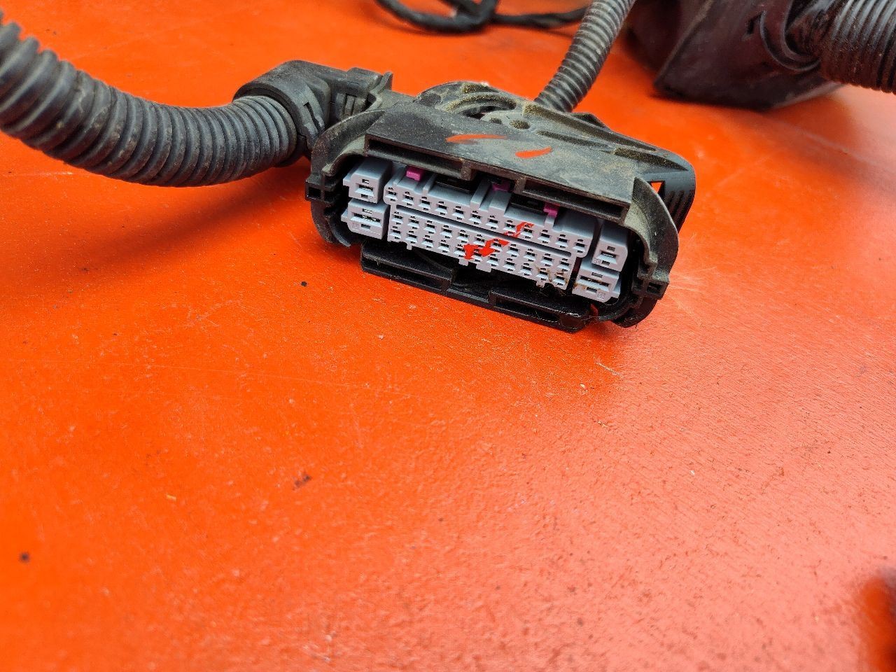 2012 Fiat 500 1.4L Engine w/ Fuse Box Headlamp To Dash Wiring Harness 68085577AC