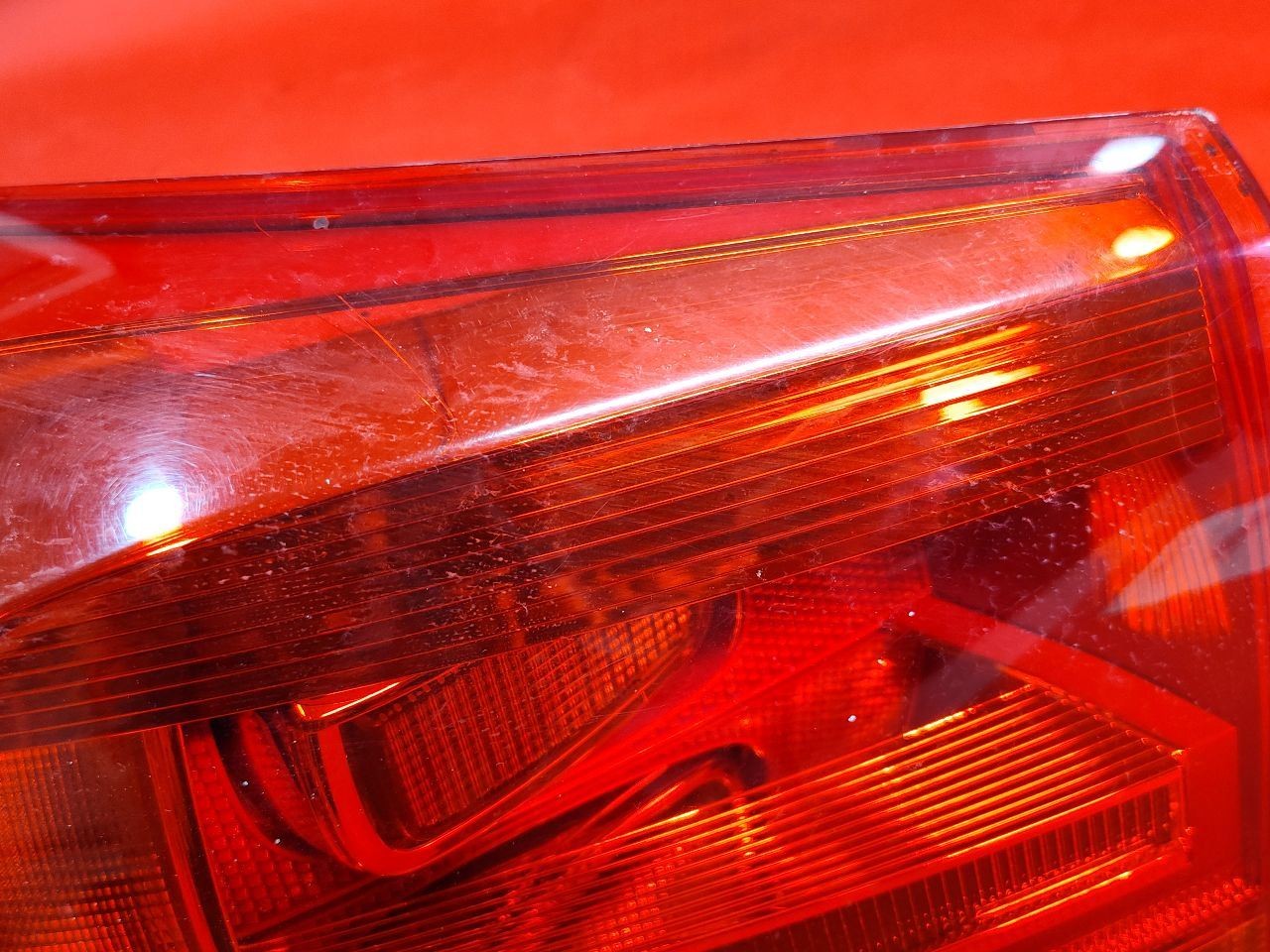 2012-2018 VW Volkswagen Tiguan LEFT DRIVER Outer Quarter Tail Light Lamp