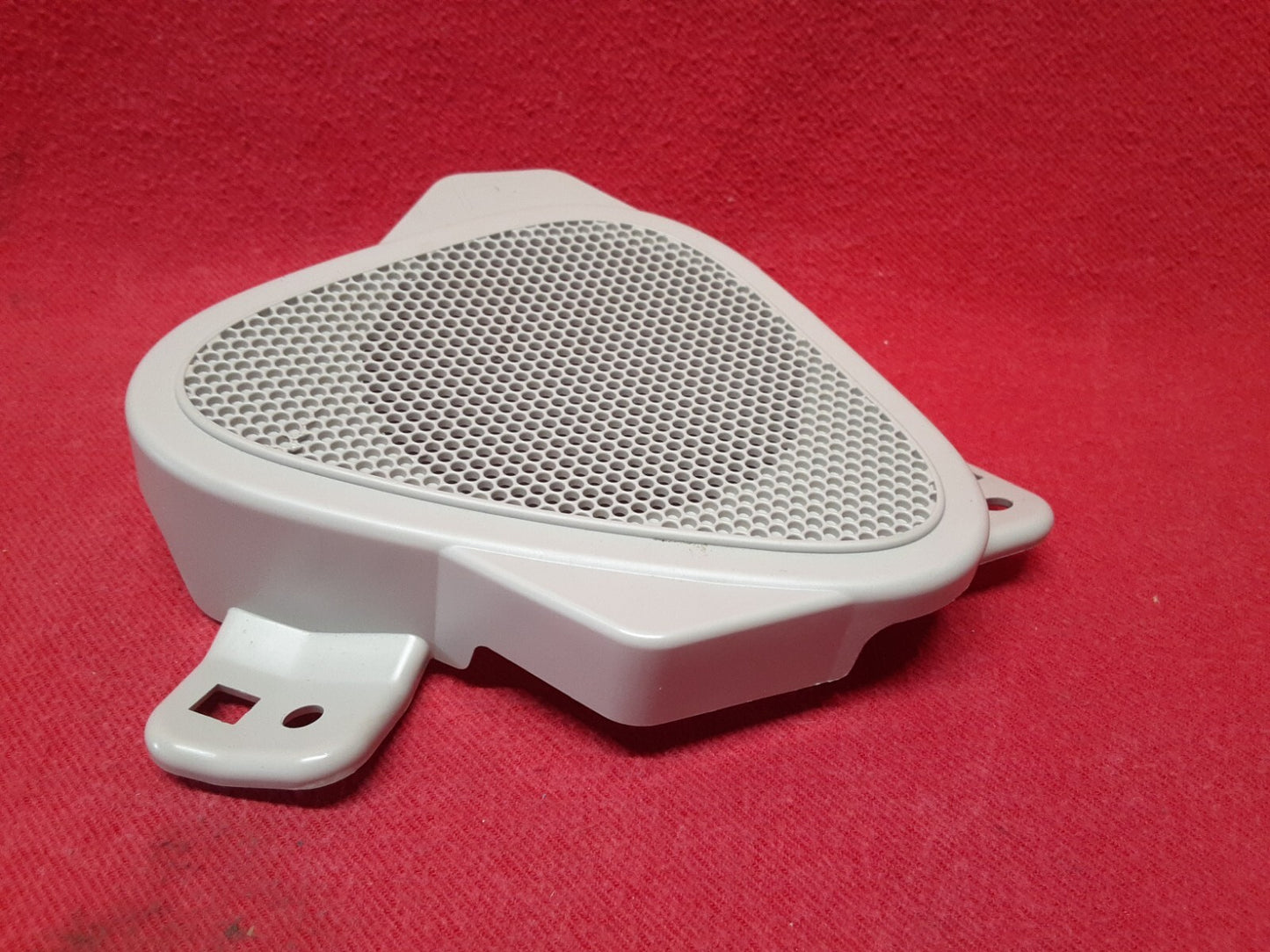 2013 2014 2015 2016 Mazda CX-5 REAR LEFT DRIVER Upper Pillar Speaker Cover