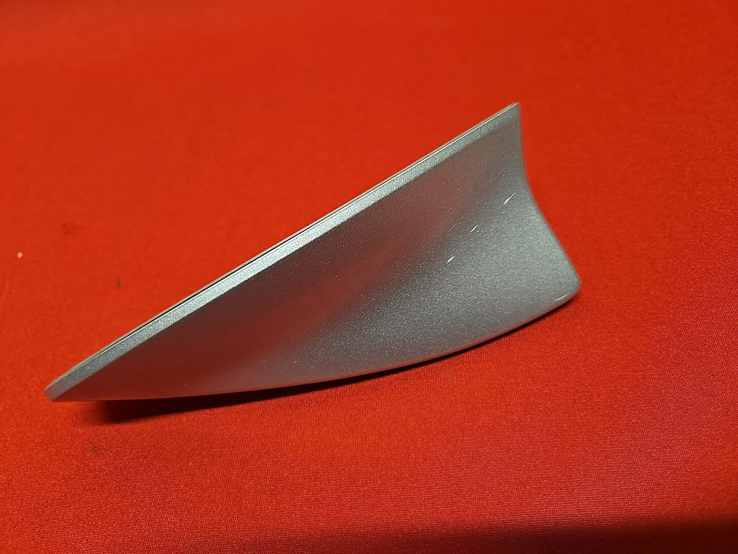 2014 - 2020 Lexus Shark Fin Antenna PLASTIC COVER ONLY - Platinum Silver 1J4