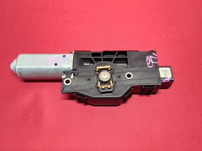 2011-2013 Infiniti QX56 / 2014-2020 QX80 Power Sunroof Motor 91295-1LA1A