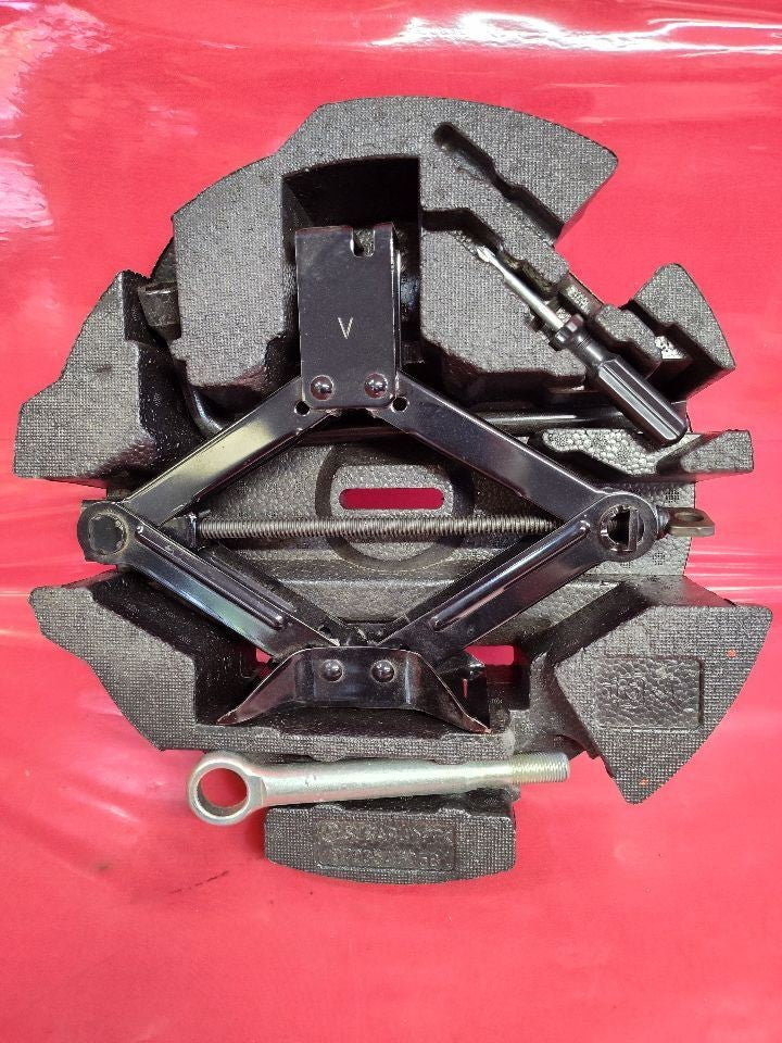 2010-2014 Subaru Legacy / Outback Emergency Spare Tire Jack Foam Tool SET