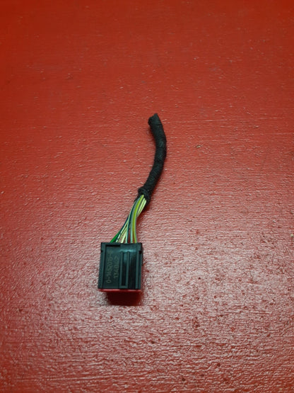 2013-2018 Range Rover Sport Liftgate Release Switch Pigtail LR038676