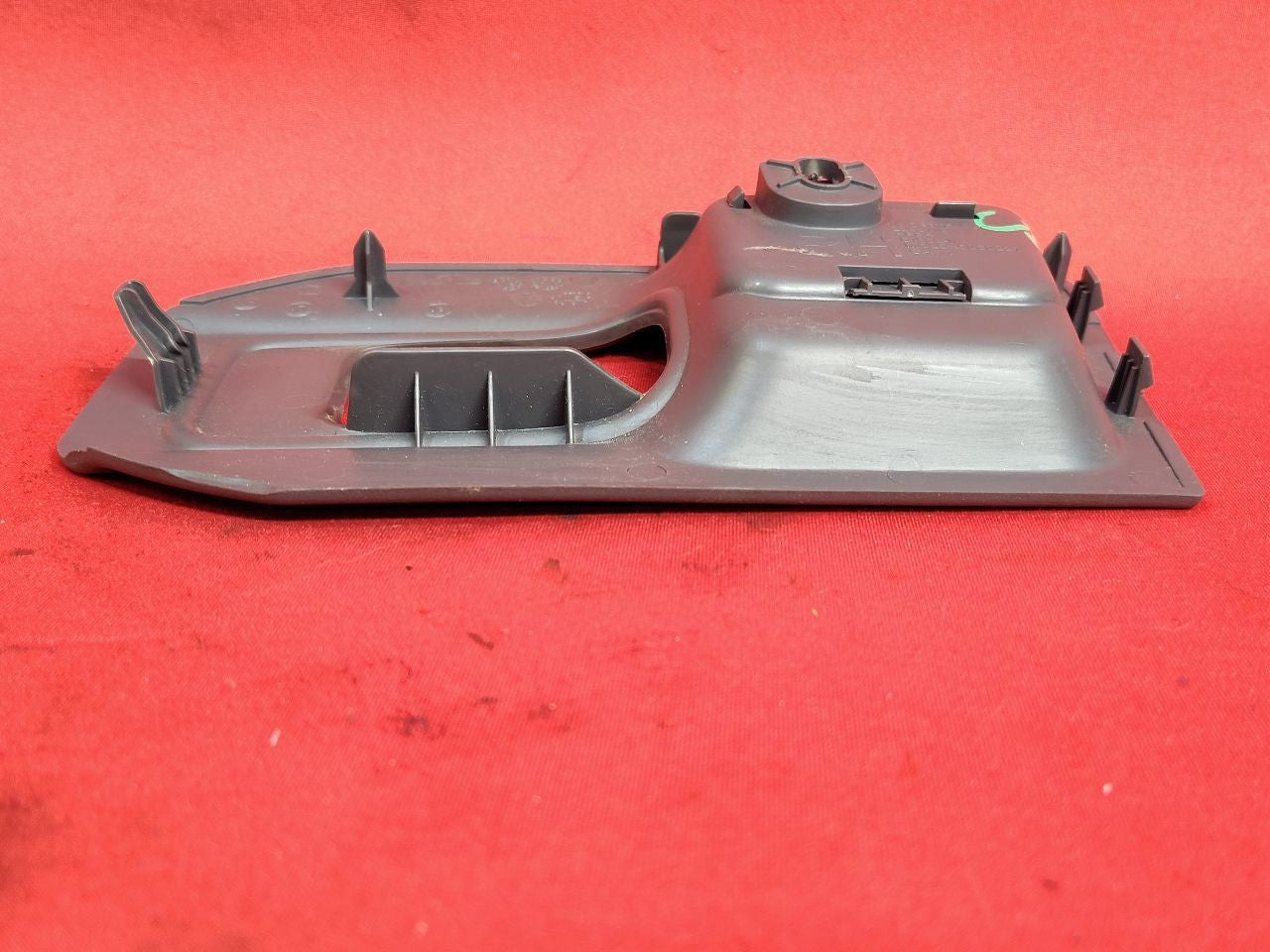 2013-2024 Dodge Ram RIGHT PASSENGER Front -or- Rear Door Handle Trim Bezel