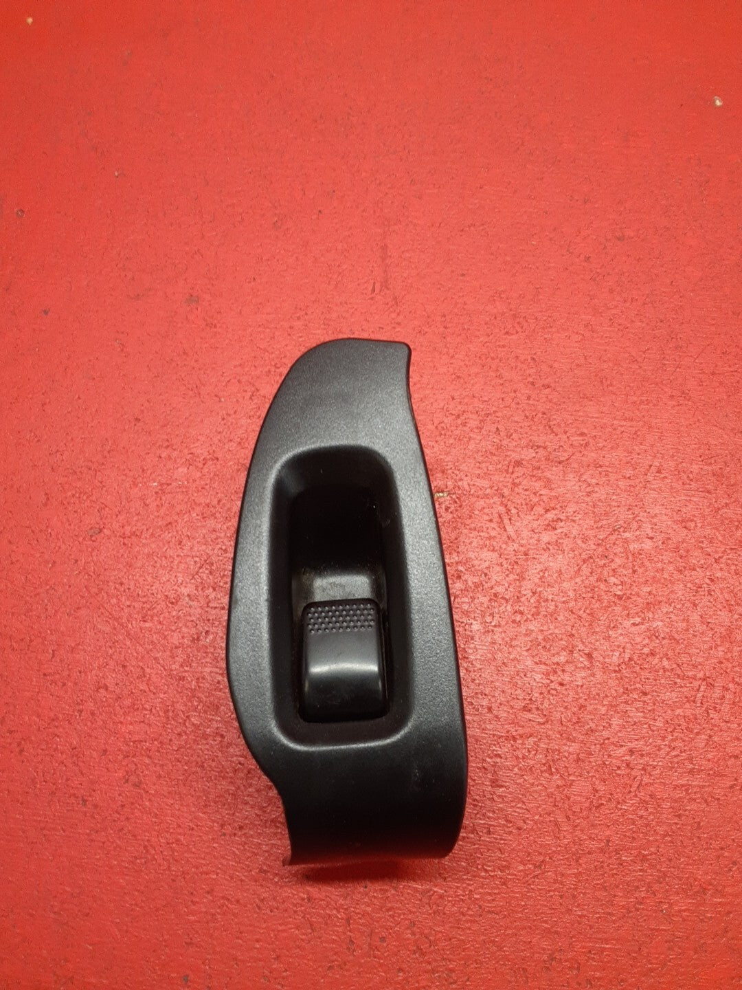 2000-2006 Subaru Outback Legacy Baja Right Rear Window Switch W/ Trim 83071AE04A